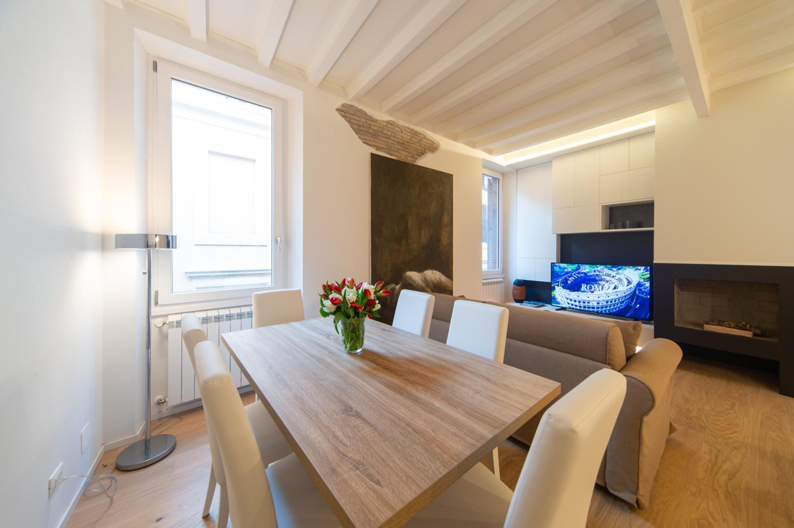 Banchi Nuovi, modern and cozy apartment