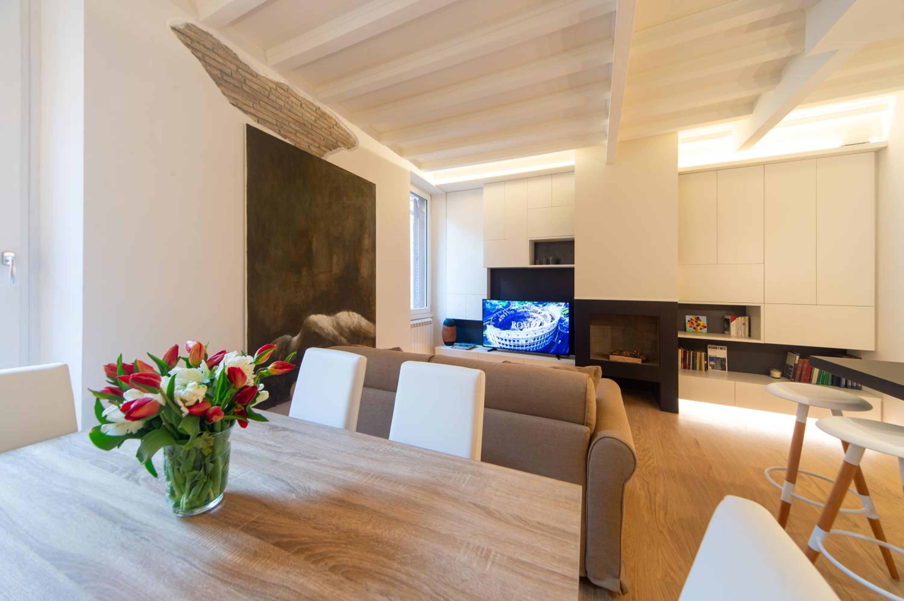 Banchi Nuovi, modern and cozy apartment