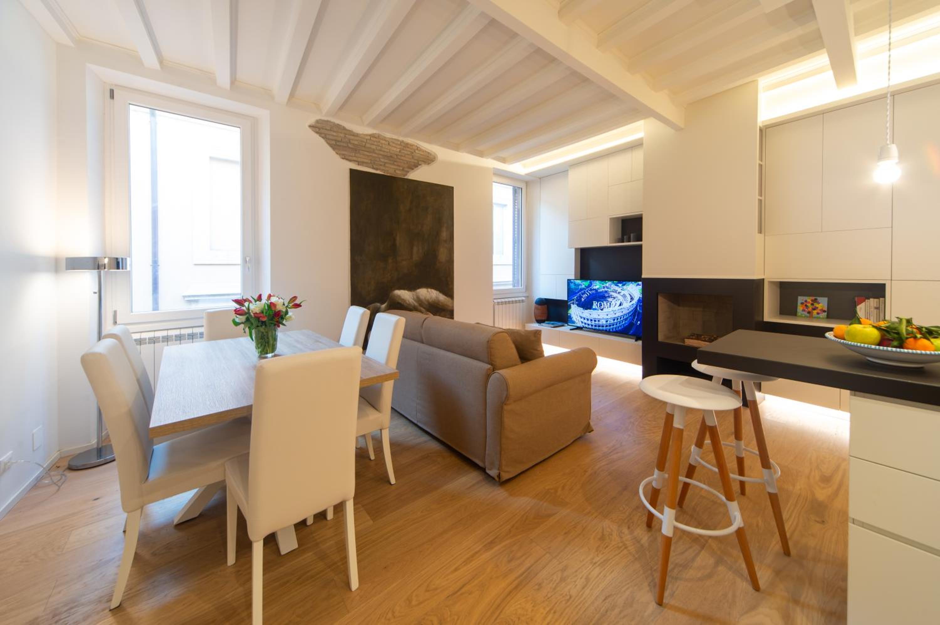 Banchi Nuovi, modern and cozy apartment