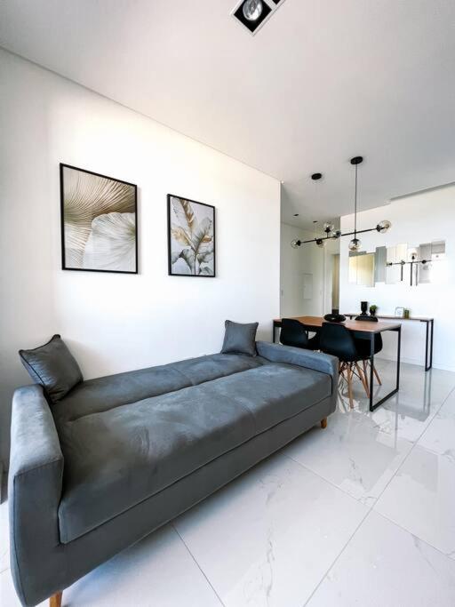 Apartamento em itapema com maravilhosa vista mar