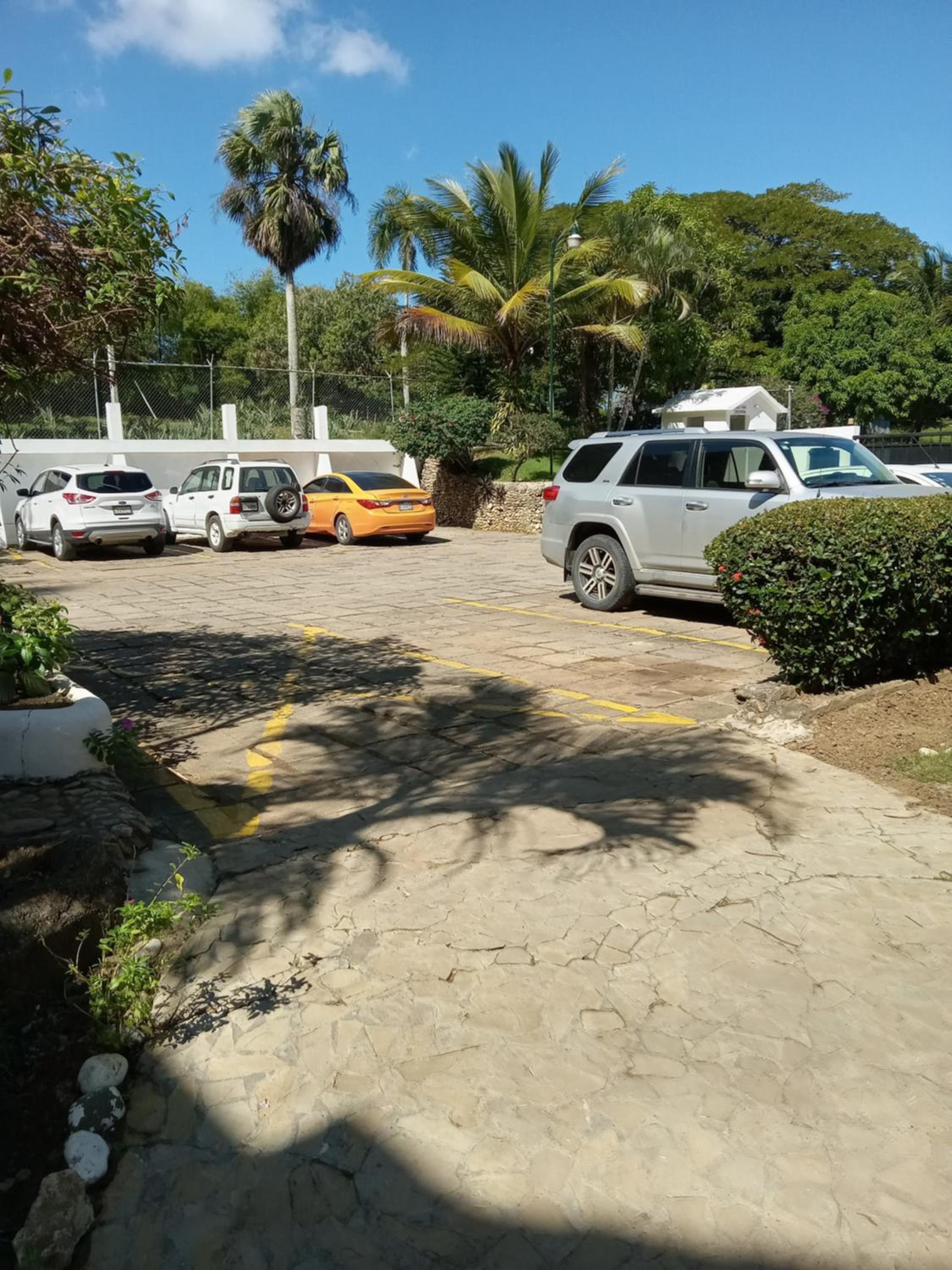 Tropical Optimal Tropicana Sur