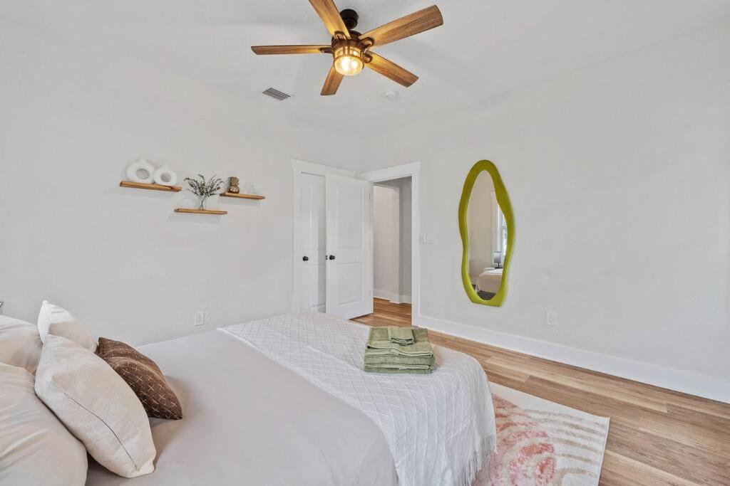 Mid-Century Modern Retreat by Coffee, Food + Shops view 4