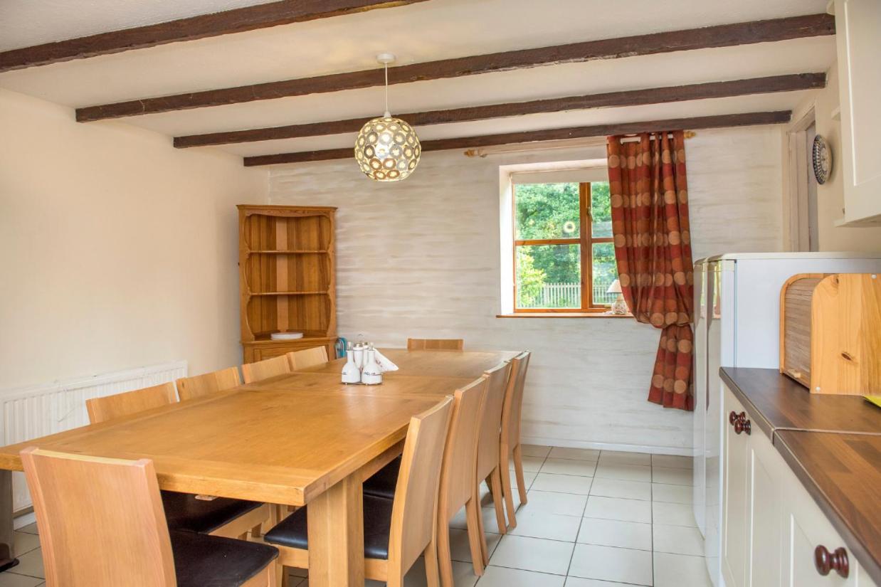 Mill Cottage - Great Houndbeare Farm Holiday Cottages view 3