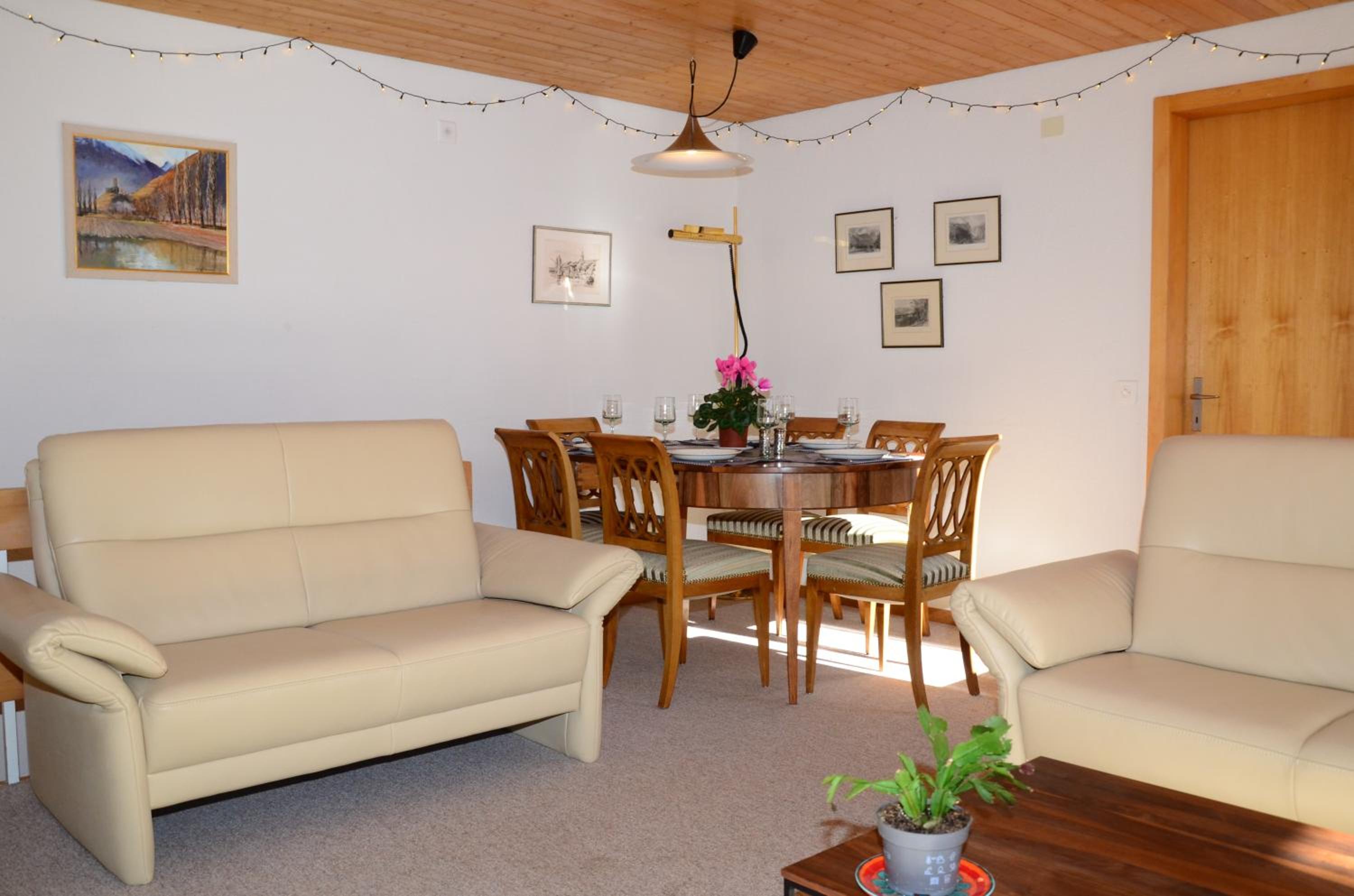 Charming and cosy apartment (sleeps 4-6 people) in a beautiful mountain village view 4