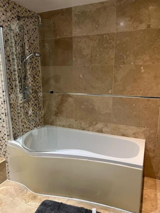 Gracehill Suite