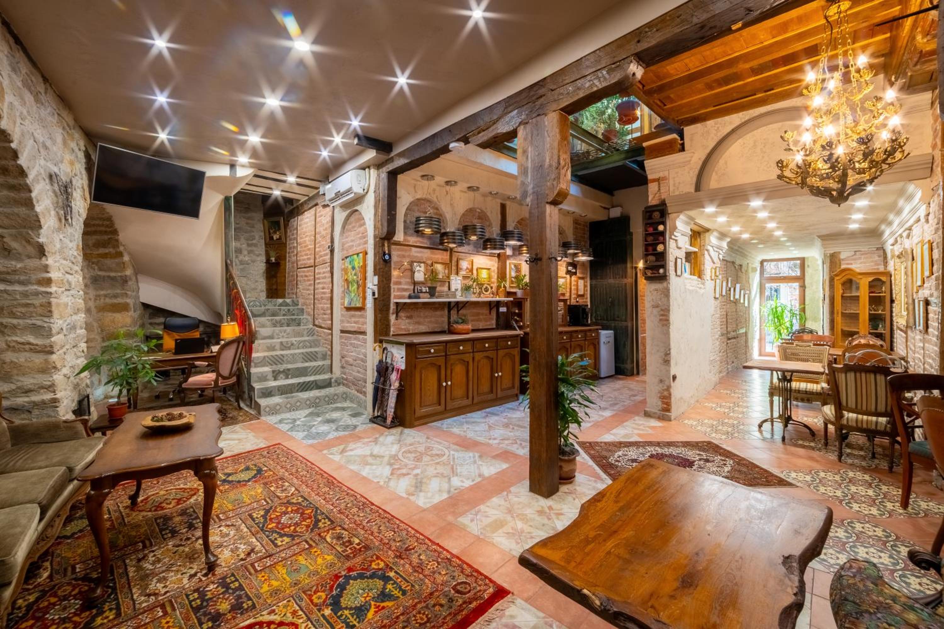 Hotel Guest house Diabora-Veliko Tarnovo - Image 1