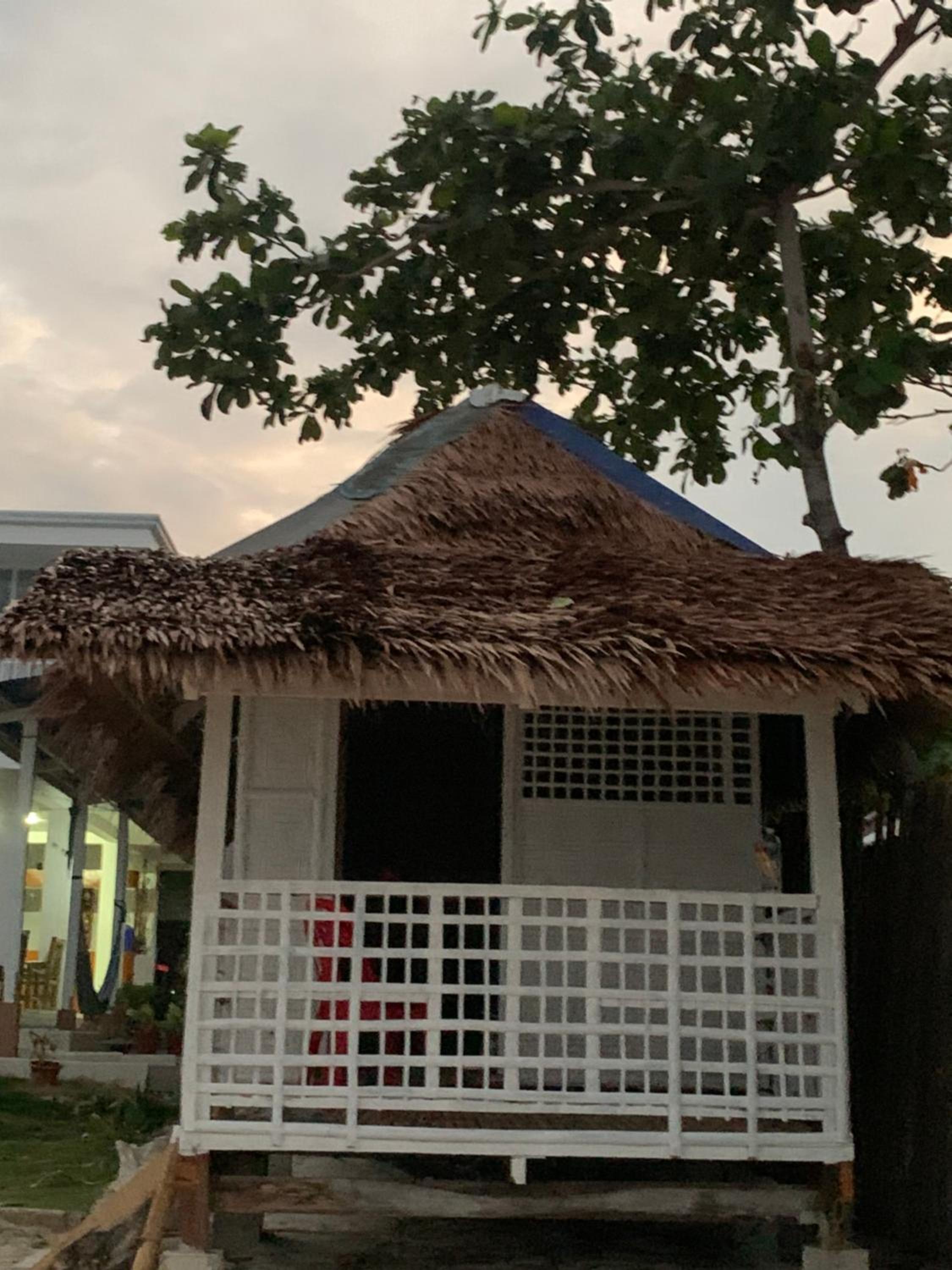 Nitasnipahut Pamilacan island