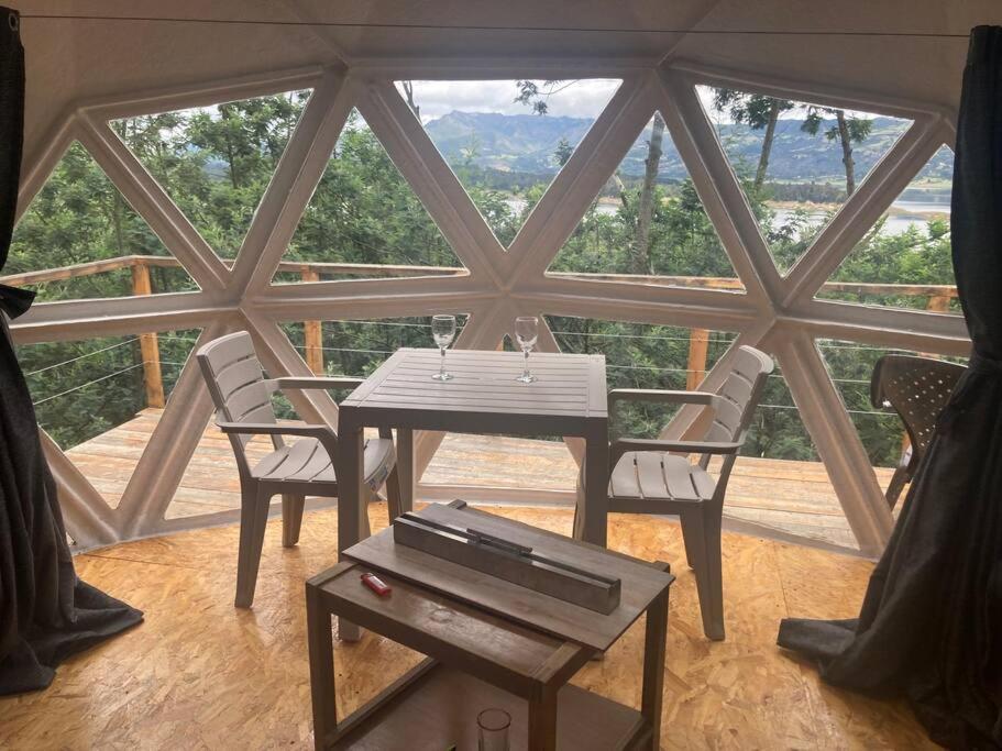 Glamping vista lago Guatavita