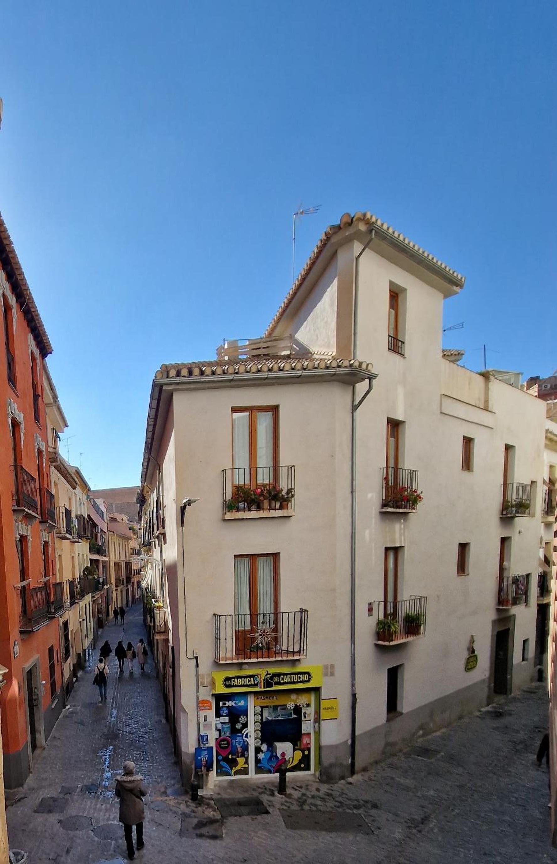 Frailes Apartments