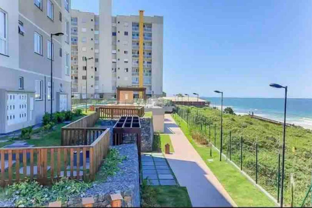 Apartamento encantador com vista para o mar