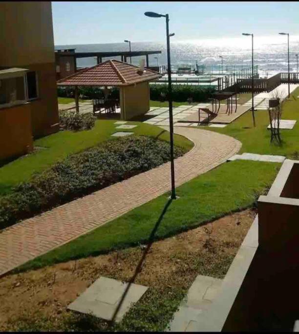 Apartamento encantador com vista para o mar