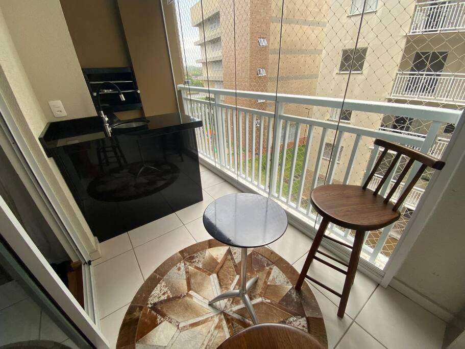 Apartamento encantador com vista para o mar
