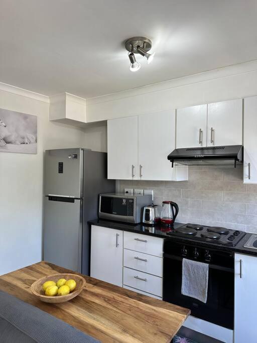 Cozy Rondebosch Apartment view 2