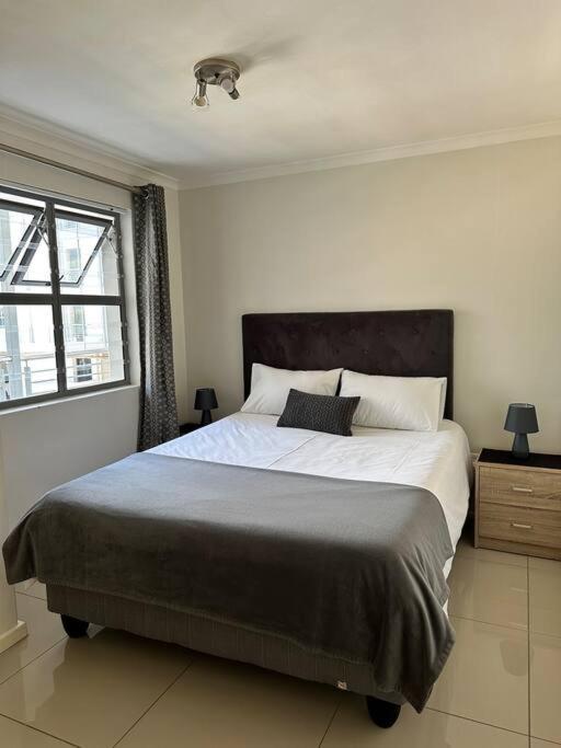 Cozy Rondebosch Apartment view 3