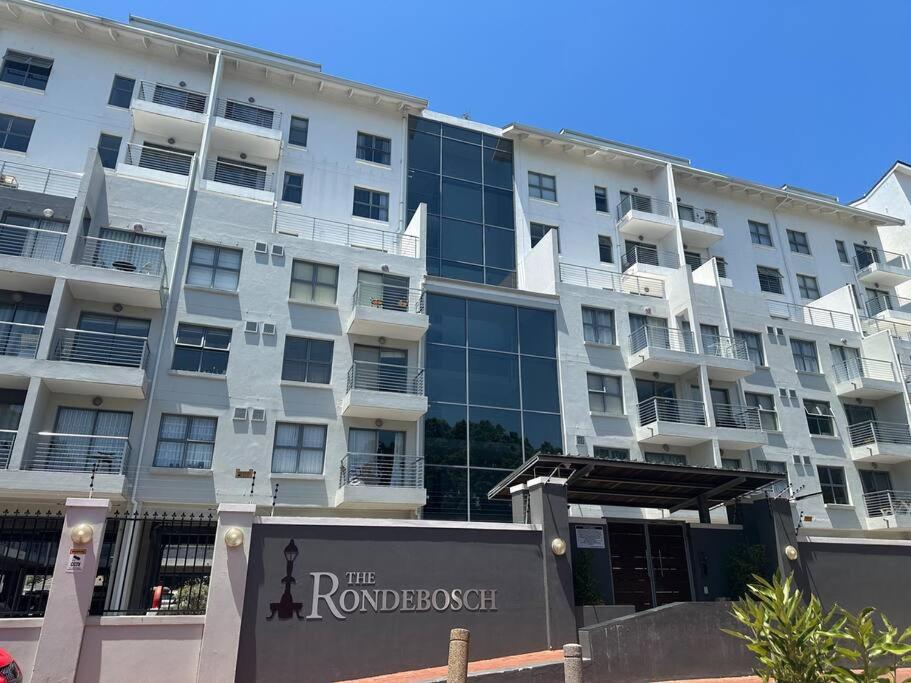 Cozy Rondebosch Apartment view 5