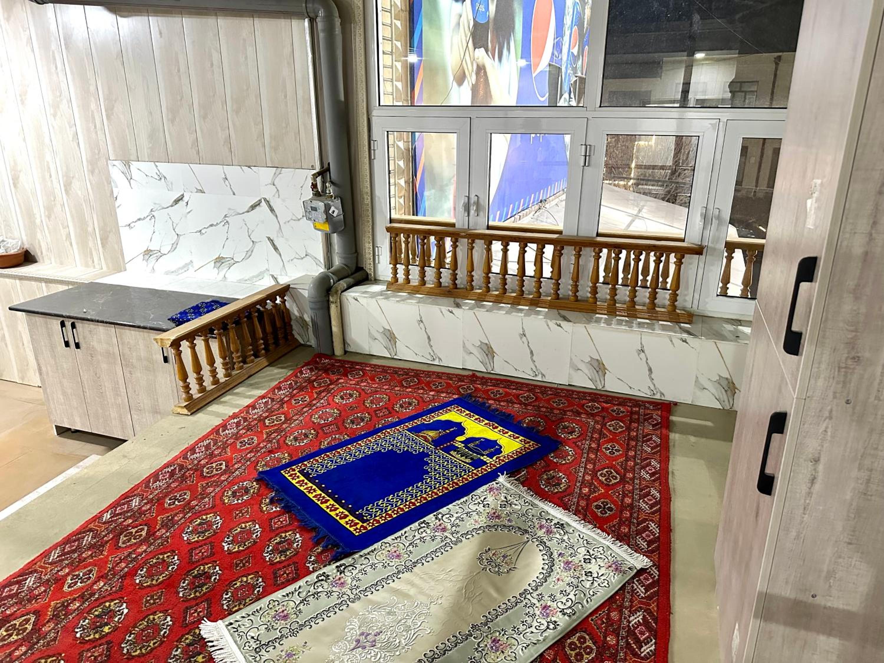 MIRKA HOSTEL view 3