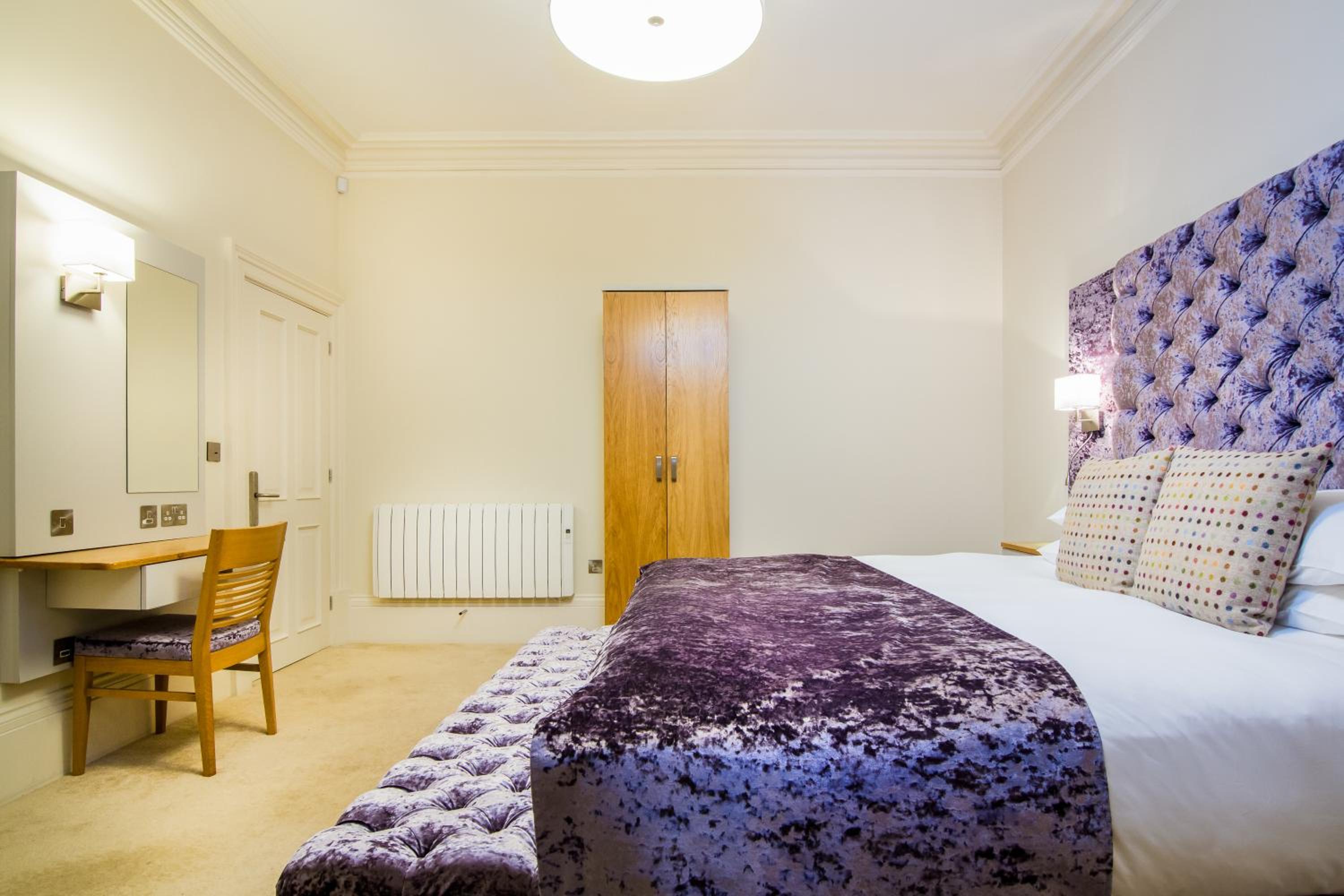 Harrogate Vacations - White Hart Hotel  Apartments - Property Image 12