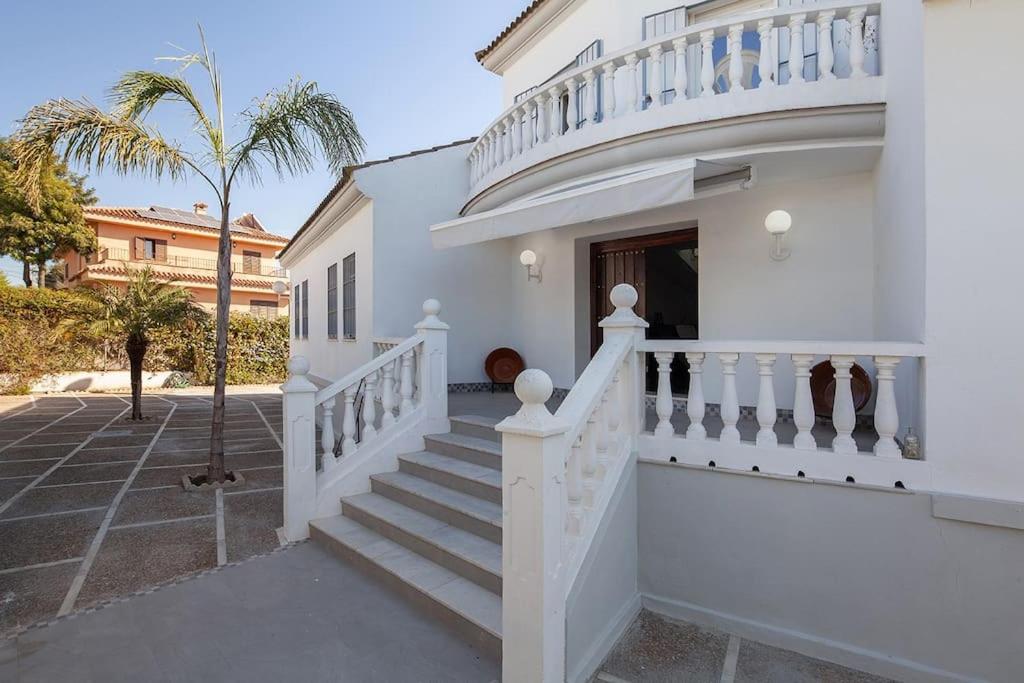 Espectacular villa close to Sevilla - Sevillarooms