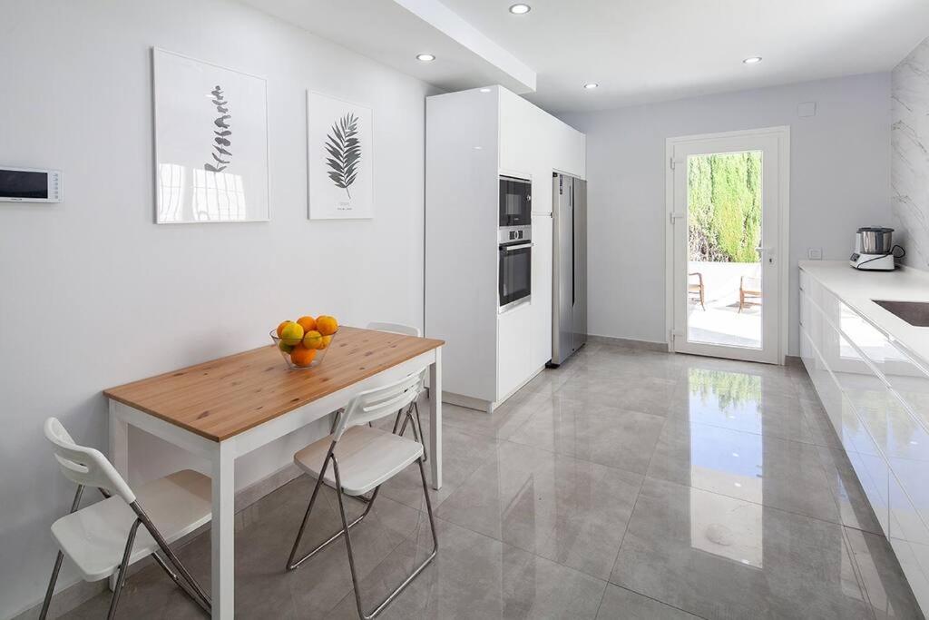 Espectacular villa close to Sevilla - Sevillarooms