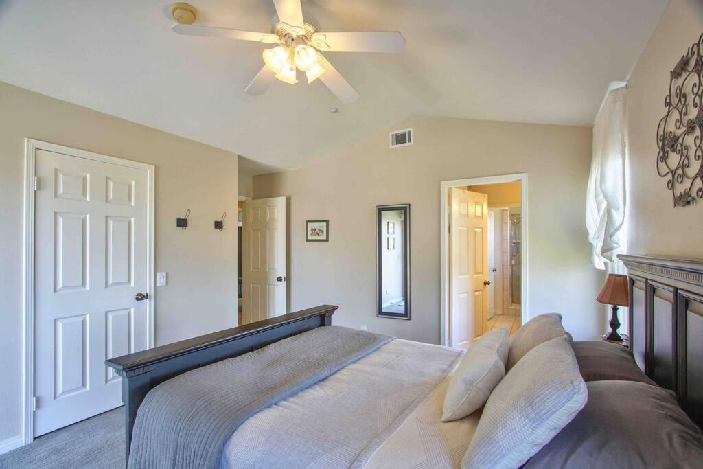 Fallbrook, CA. Entire house. “Hilltop comforts”.