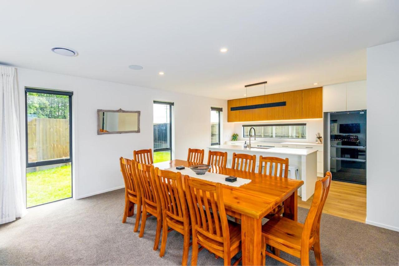 Spacious, Family Friendly, Smart TV, BBQ view 5