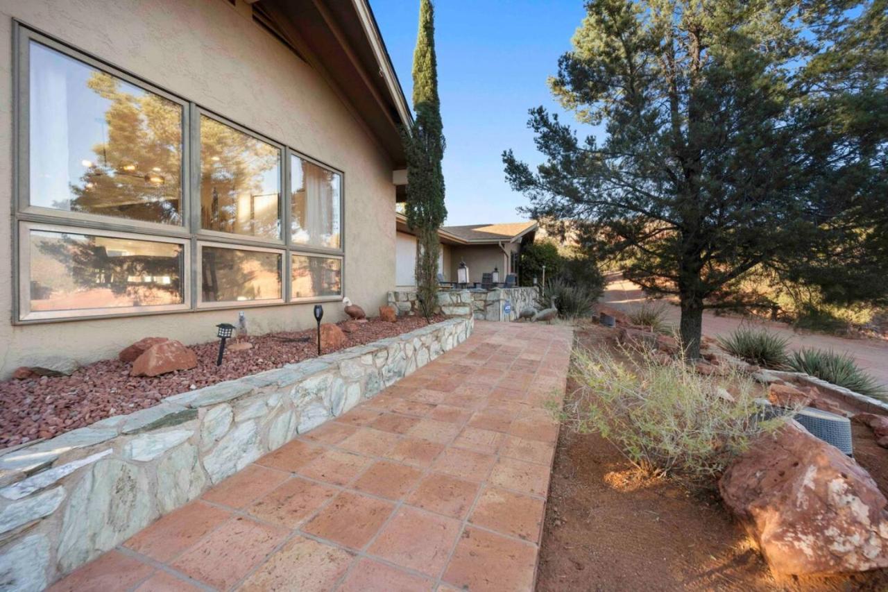 Unrivaled views Large uptown home wIth SwimSpa and Sauna view 3