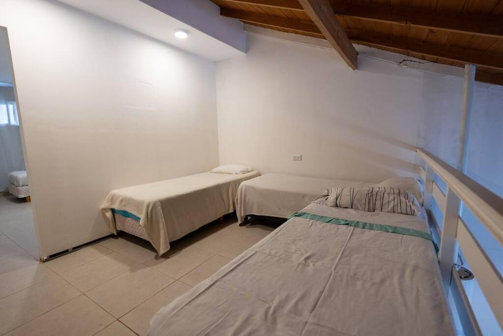 Amplio duplex con vista a calle