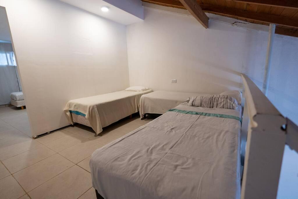 Amplio duplex con vista a calle