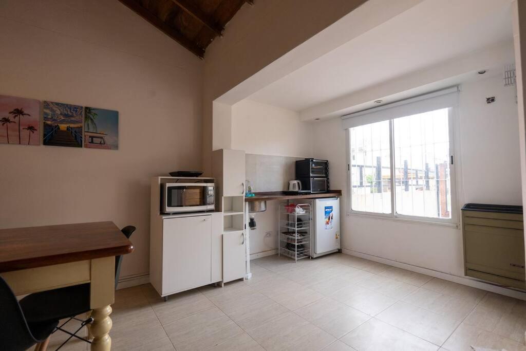 Amplio duplex con vista a calle
