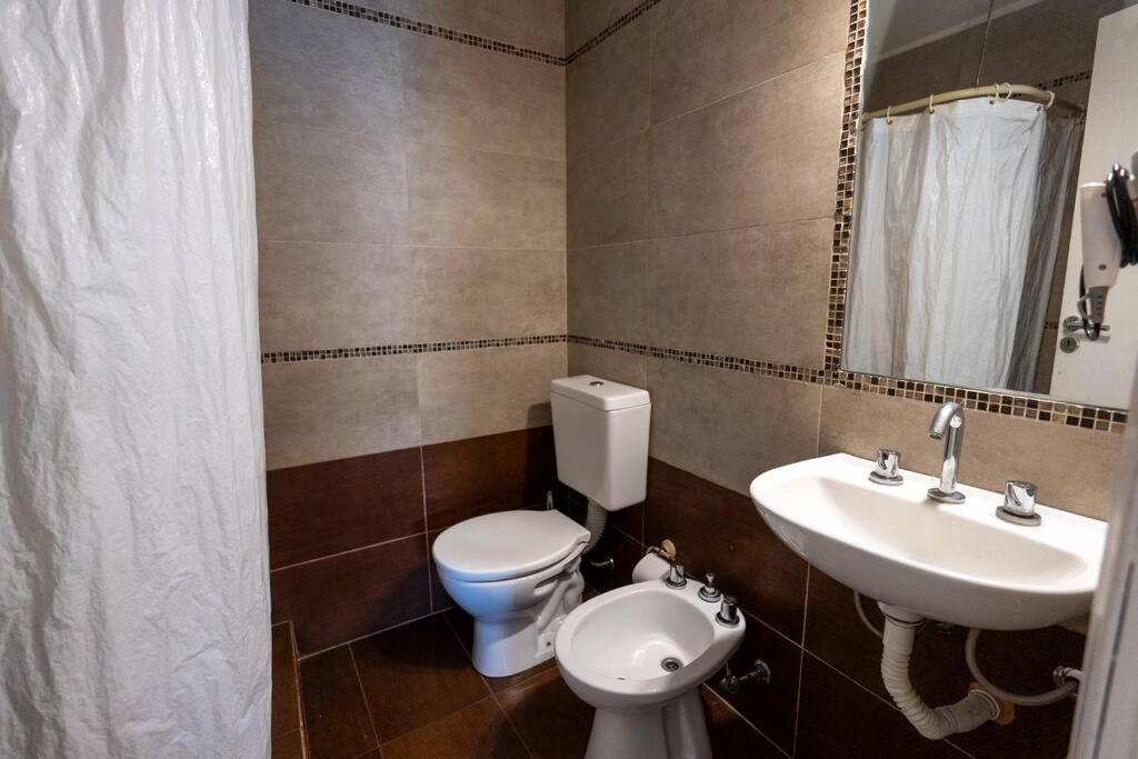 Amplio duplex con vista a calle