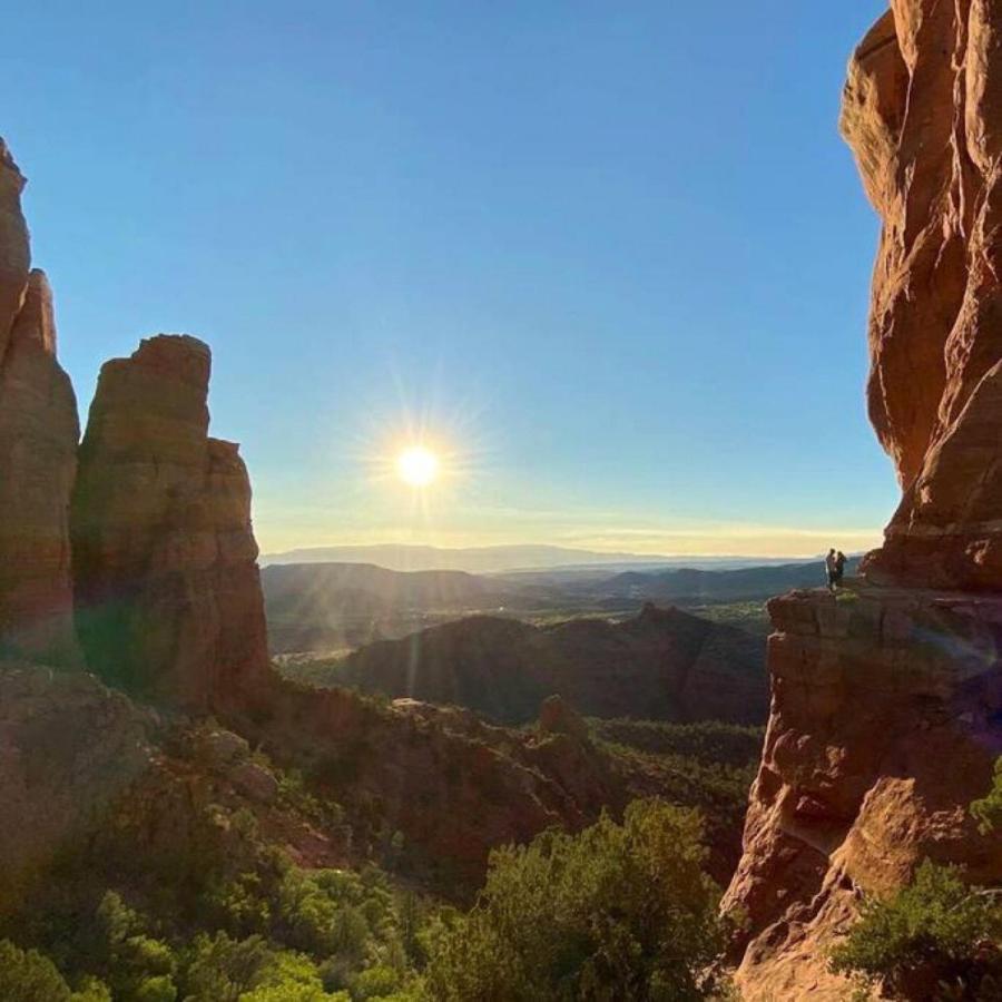Heart of Uptown Sedona with Epic Views HotTub Trails