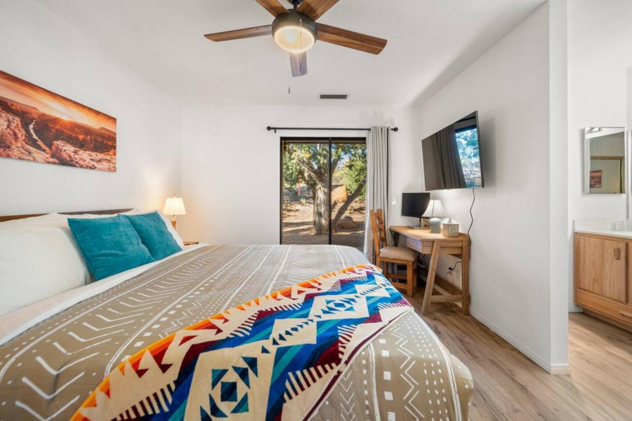 Gated Sedona Home Pool Spa Golf Tennis