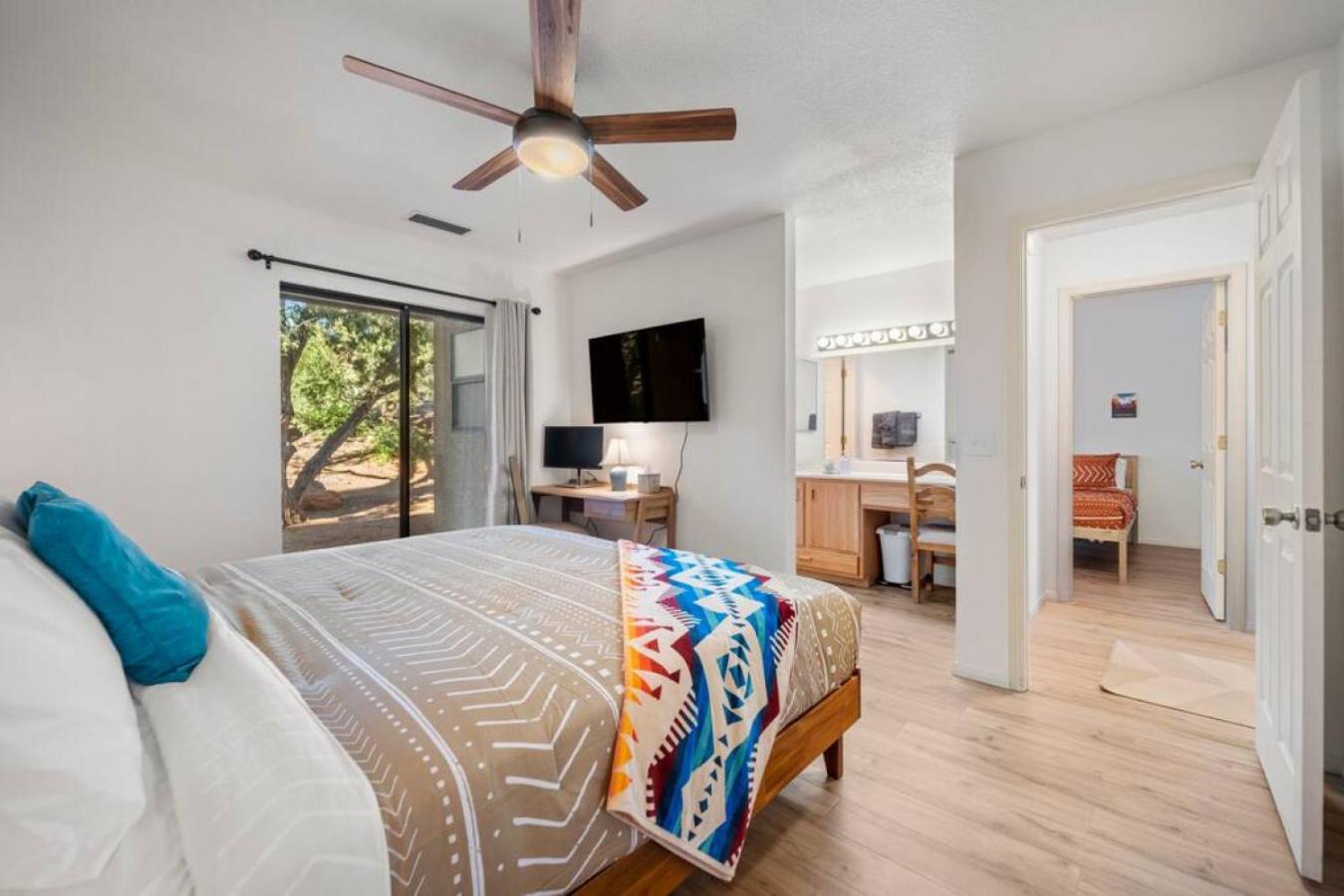 Gated Sedona Home Pool Spa Golf Tennis