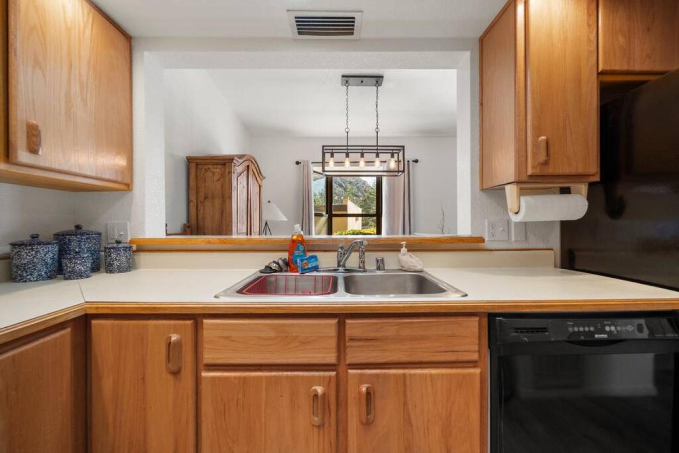 Gated Sedona Home Pool Spa Golf Tennis