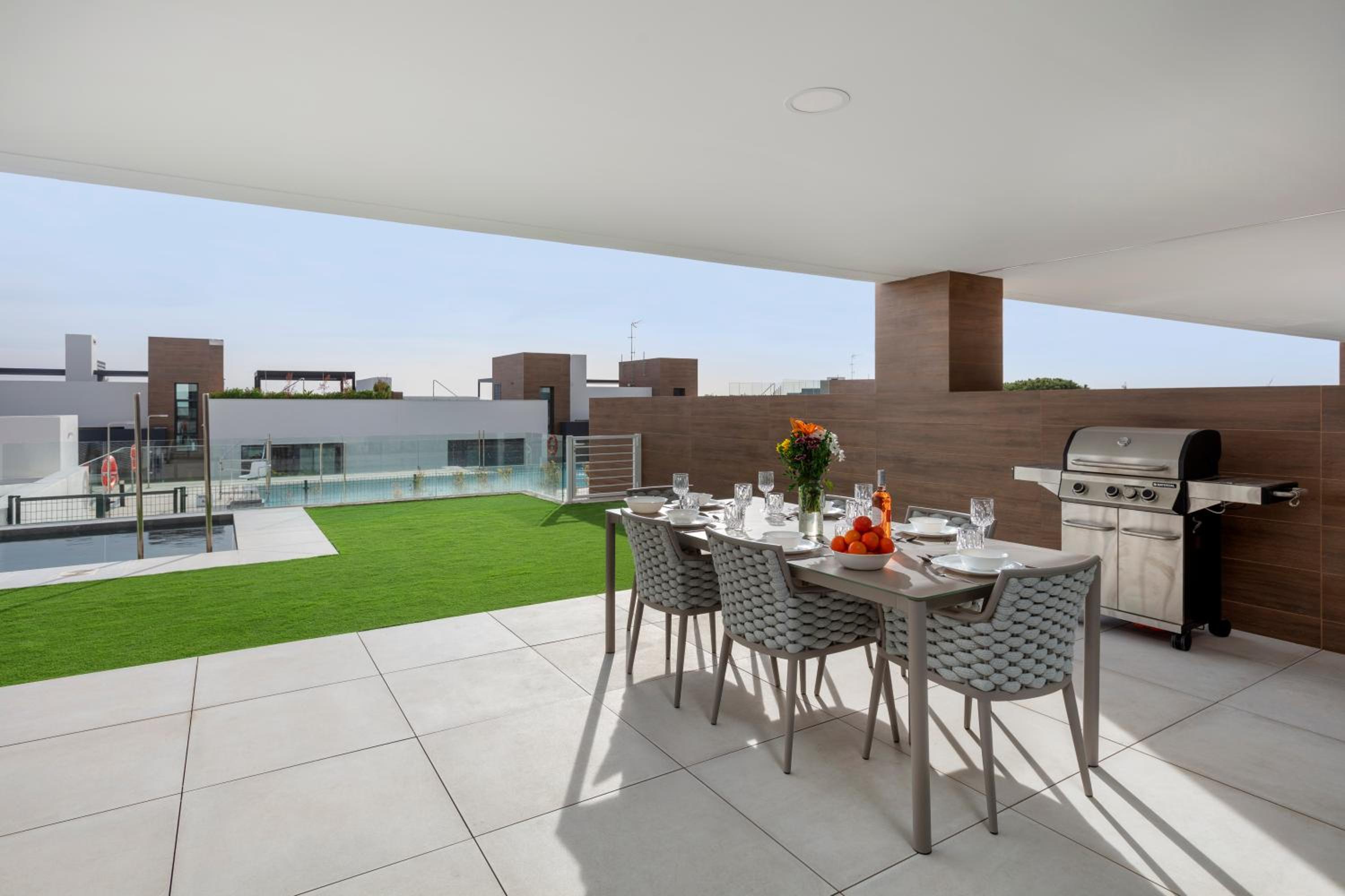 Marbella Vacations - The White House Marbella - Property Image 2