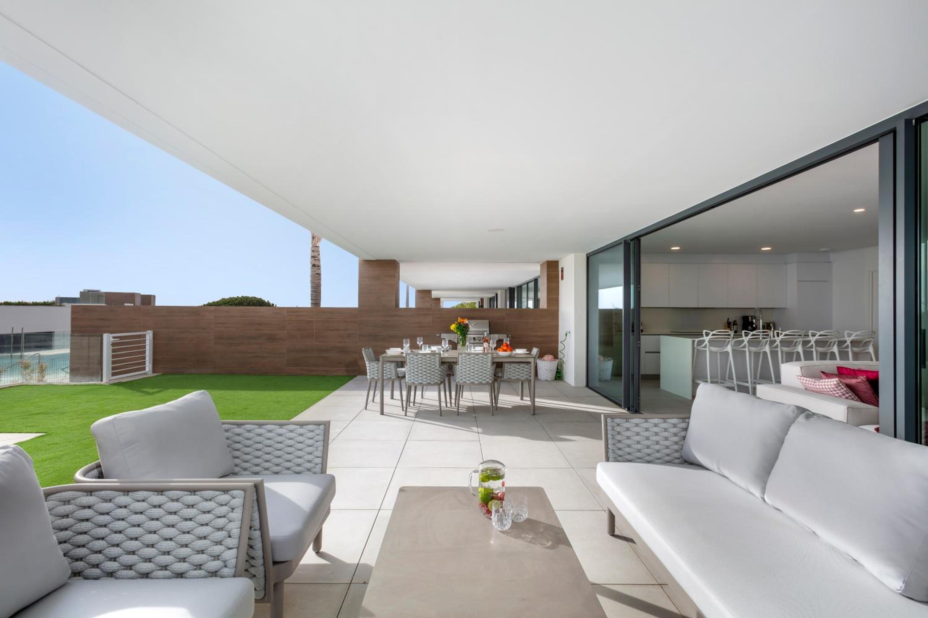 Marbella Vacations - The White House Marbella - Property Image 3