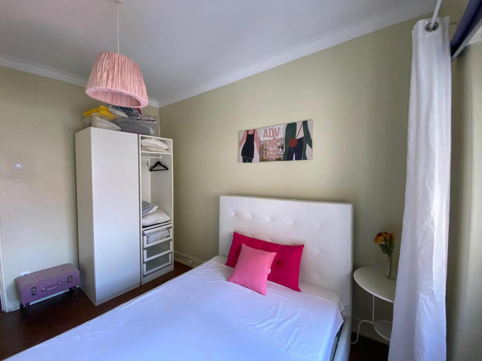 EVD-RENTALS OLIVAL BASTOS view 2