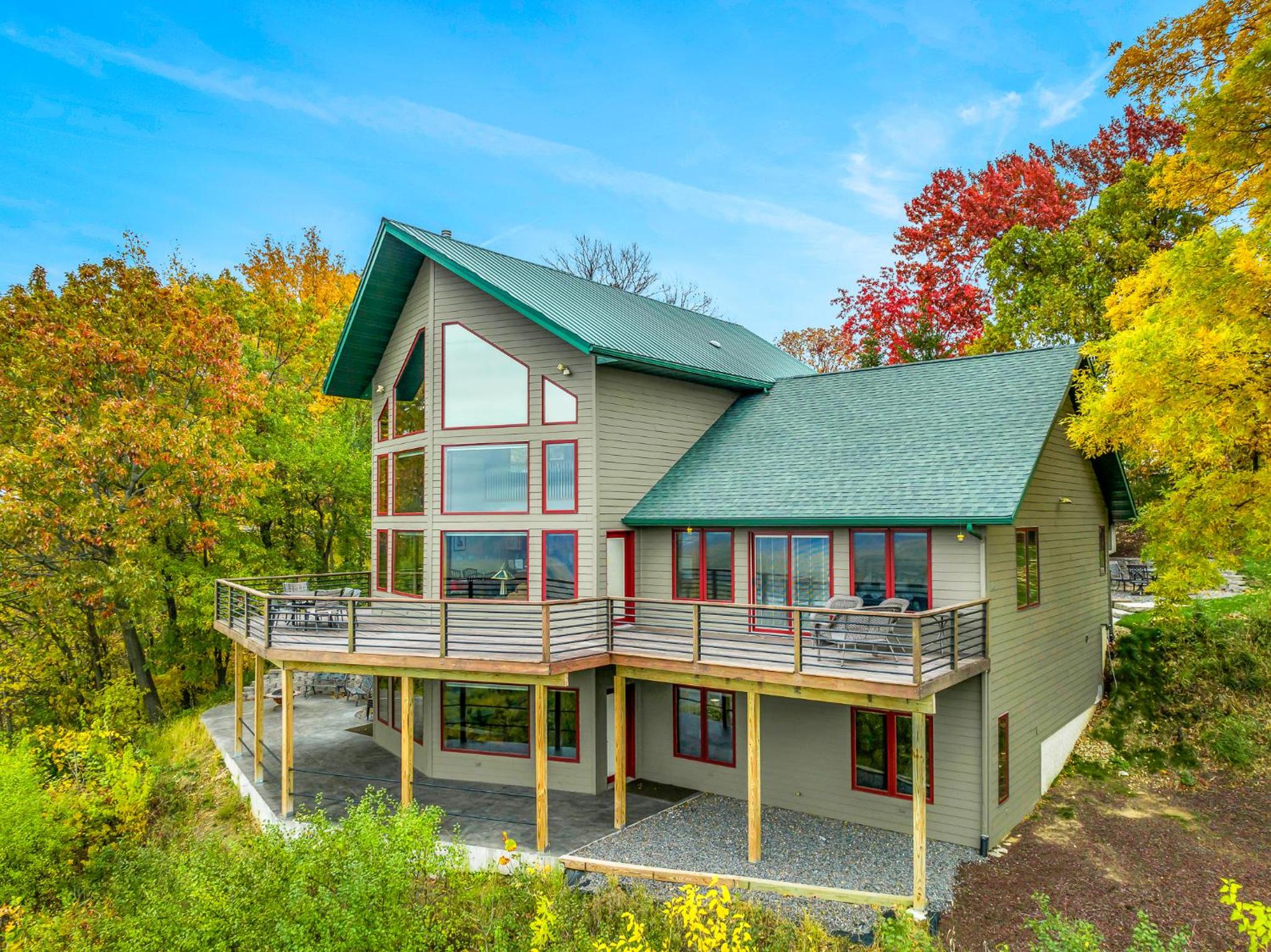 Eagles Landing- 5 bedroom 5 bath sleeps 15 Hot Tub view 2