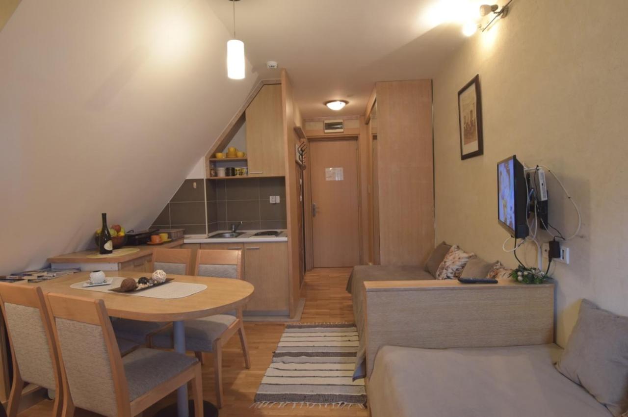 Konaci Kopaonik Lux Apartmani