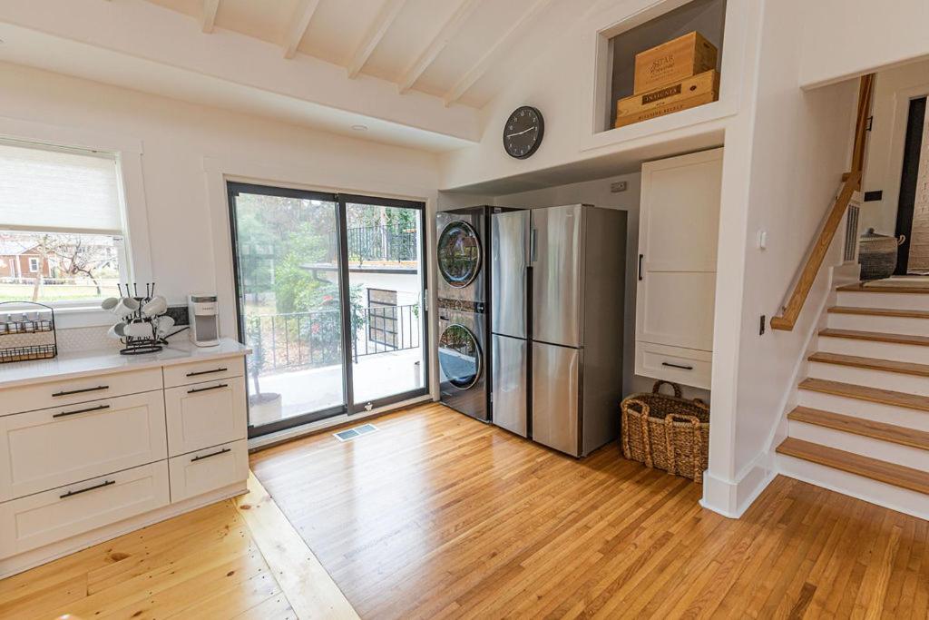 Charlotte Vacations - LINDA HOUSE-STUNNING HOME IN CHARLOTTE - Property Image 14