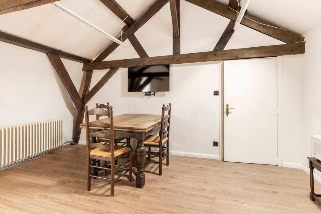 Bruges Vacations - Suite Stays Bruges - Property Image 11