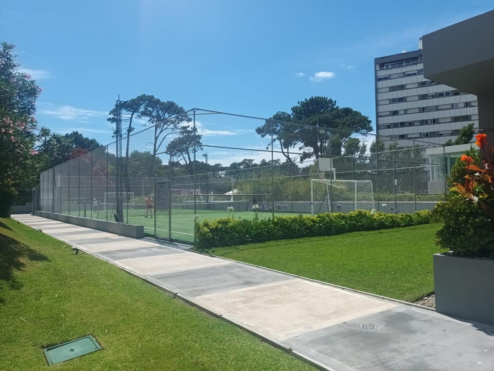Apto en Ed. Jardines del Country view 5
