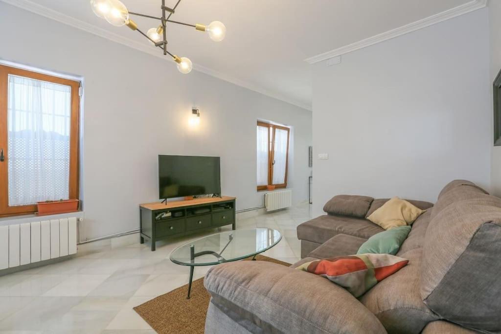 RiverWalk Suites - Puente Triana