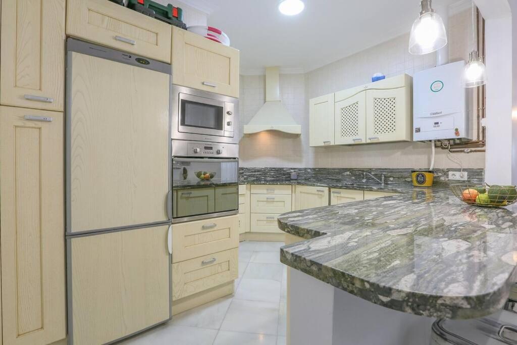 RiverWalk Suites - Puente Triana