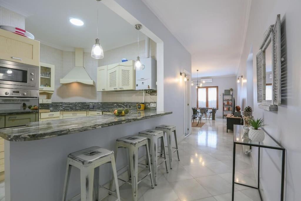 RiverWalk Suites - Puente Triana
