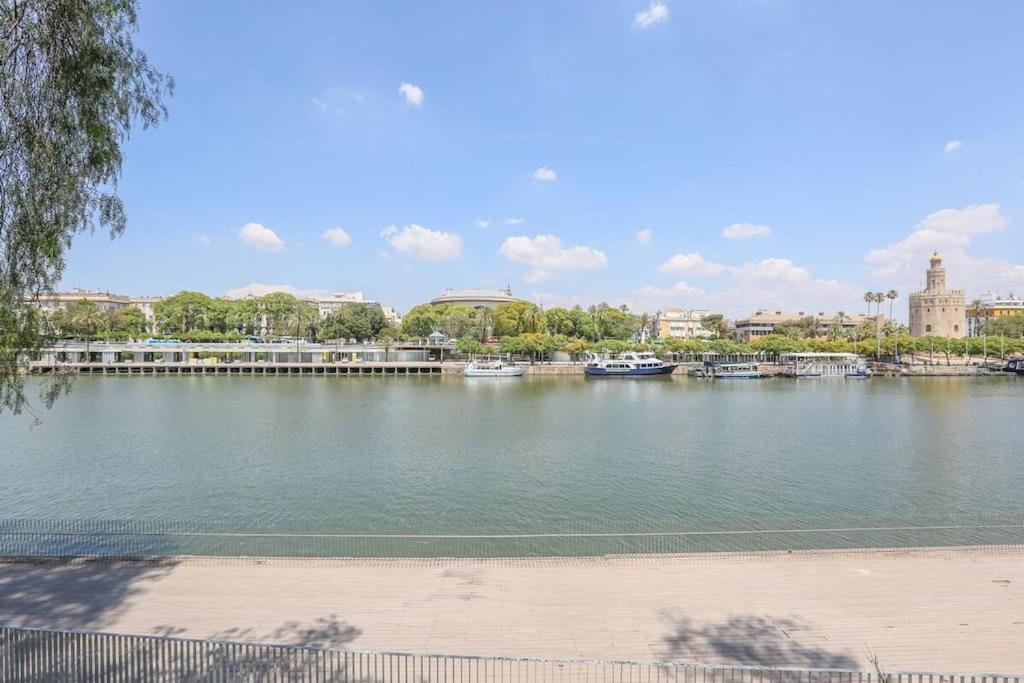 RiverWalk Suites - Puente Triana