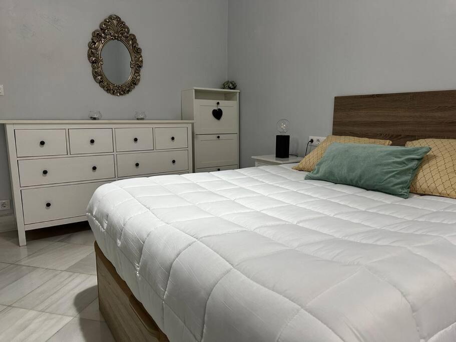 RiverWalk Suites - Puente Triana