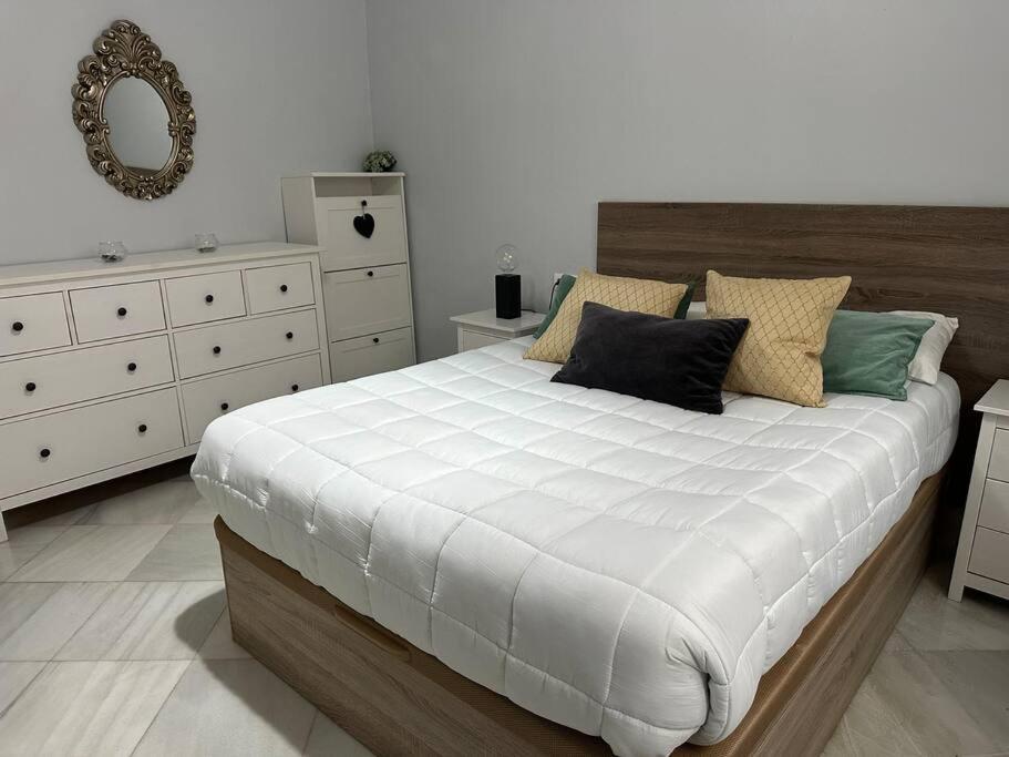 RiverWalk Suites - Puente Triana