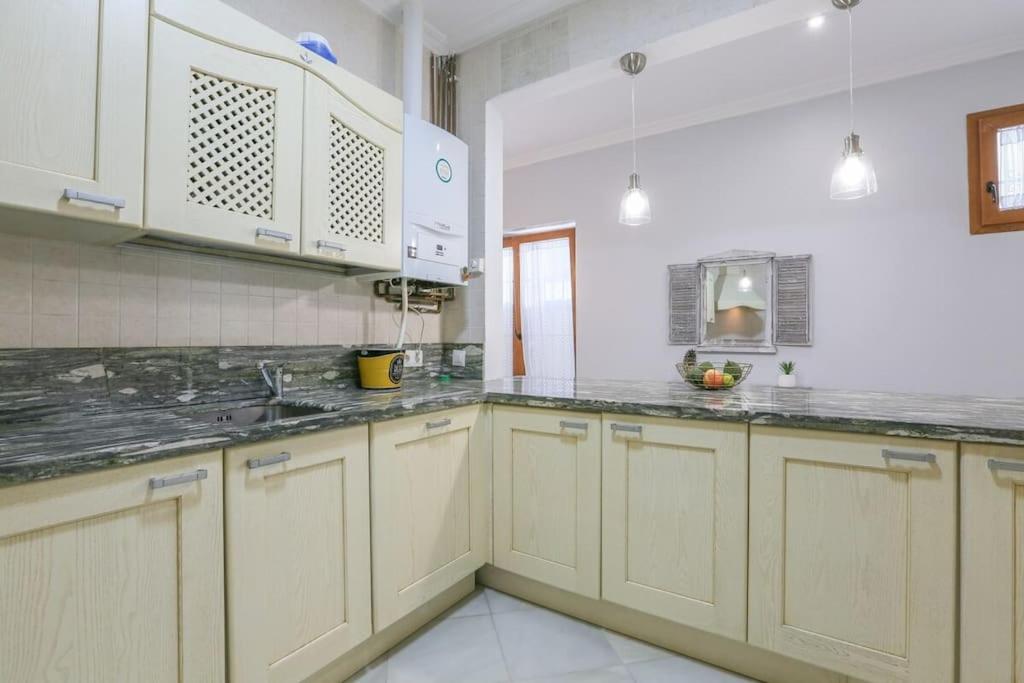 RiverWalk Suites - Puente Triana