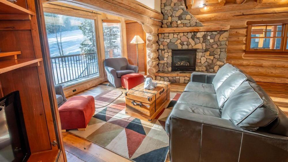 Snow Creek Cabins by Fernie Lodging Co